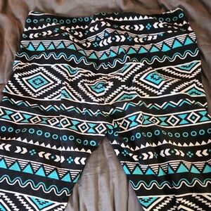 LuLaRoe Geometric Patterned Leggings - Black, White, Teal. Size TC